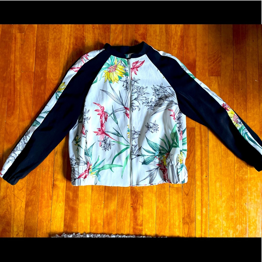 Zara bomber jacket size S